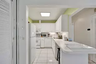 6750 NE 21st Rd, Fort Lauderdale, FL 33308 - Photo 5