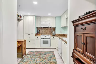 1150 Hillsboro Mile #415, Pompano Beach, FL 33062 - Photo 5