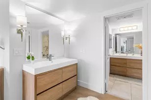 3000 Holiday Dr, Fort Lauderdale, FL 33316 - Photo 5