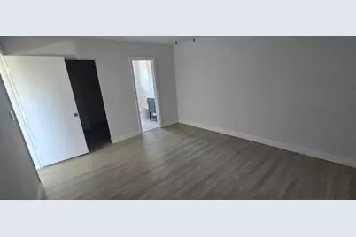 2209 NE 2nd Street #6, Pompano Beach, FL 33062 - Photo 5