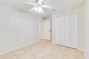 180 NW Friar St, Port Saint Lucie, FL 34983 - Photo 31