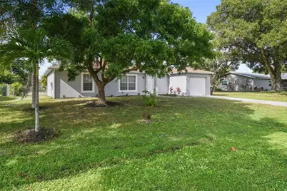 180 NW Friar Street, Port Saint Lucie, FL 34983 - Photo 5