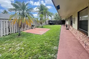 151 SW 15th St, Pompano Beach, FL 33060 - Photo 3