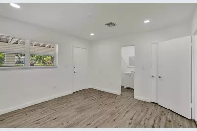 30 NE 139th Street, North Miami, FL 33161 - Photo 25