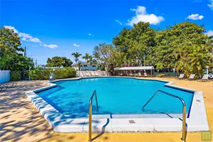 105 Royal Pk Dr, Fort Lauderdale, FL 33309 - Photo 41