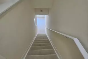 2961 NE 185th St, Miami, FL 33180 - Photo 7