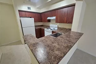 2961 NE 185th St, Miami, FL 33180 - Photo 1