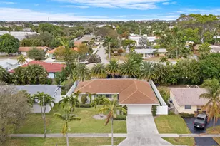 817 SE 13th Ct, Deerfield Beach, FL 33441 - Photo 13