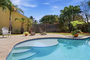 3800 Riverside Way, Delray Beach, FL 33445 - Photo 5