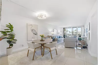 6 Royal Palm Way #211, Boca Raton, FL 33432 - Photo 5