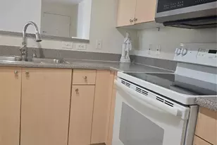 7970 N Nob Hill Rd, Tamarac, FL 33321 - Photo 25