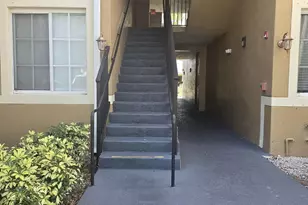 7970 N Nob Hill Rd, Tamarac, FL 33321 - Photo 11