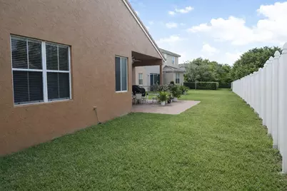 16231 SW 10th Street, Hollywood, FL 33027 - Photo 21