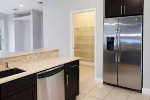 16231 SW 10th St, Pembroke Pines, FL 33027 - Photo 5