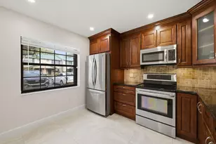 454 Westree Ln, Plantation, FL 33324 - Photo 5