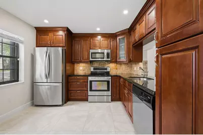 454 Westree Lane, Plantation, FL 33324 - Photo 3