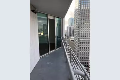 325 S Biscayne Boulevard #3224, Miami, FL 33131 - Photo 11