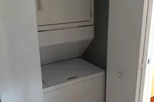 325 S Biscayne Blvd, Miami, FL 33131 - Photo 9