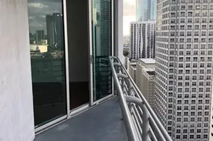 325 S Biscayne Blvd, Miami, FL 33131 - Photo 13