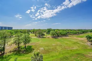 605 Oaks Dr, Pompano Beach, FL 33069 - Photo 27