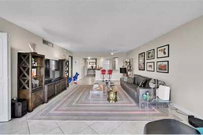 605 Oaks Drive #701, Pompano Beach, FL 33069 - Photo 11