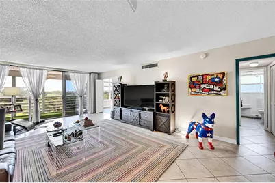 605 Oaks Drive #701, Pompano Beach, FL 33069 - Photo 9