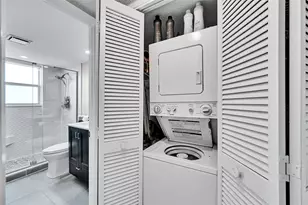 605 Oaks Dr, Pompano Beach, FL 33069 - Photo 23