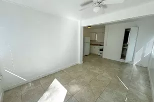 211 SW 2nd Ct, Pompano Beach, FL 33060 - Photo 11