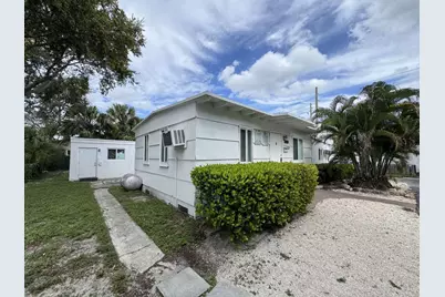 211 SW 2nd Court, Pompano Beach, FL 33060 - Photo 7