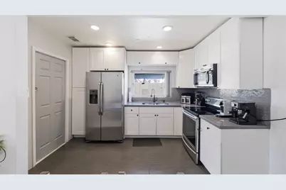 1234 NW 7th Avenue, Fort Lauderdale, FL 33311 - Photo 9