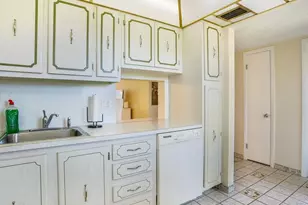 2615 NE 3rd Ct, Boynton Beach, FL 33435 - Photo 9