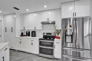 3633 NW 6th St, Deerfield Beach, FL 33442 - Photo 15