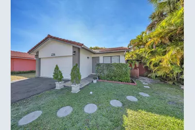 2790 NW 91st Avenue, Coral Springs, FL 33065 - Photo 3