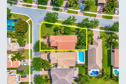 11729 Rock Lake Terrace, Boynton Beach, FL 33473 - Photo 3