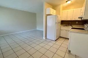 717 SE 16th St, Fort Lauderdale, FL 33316 - Photo 1