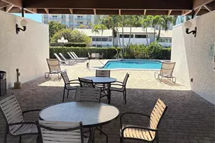 3900 NE 18th Ave, Oakland Park, FL 33334 - Photo 23