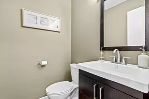 3900 NE 18th Ave, Oakland Park, FL 33334 - Photo 15