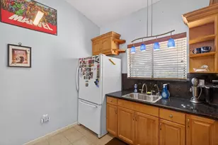 8225 NW 191st St, Hialeah, FL 33015 - Photo 39