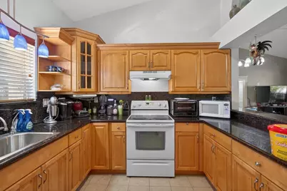 8225 NW 191st Street #1-G, Hialeah, FL 33015 - Photo 41