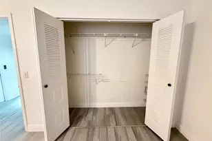 801 SW 133rd Terrace, Pembroke Pines, FL 33027 - Photo 13