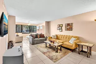 10803 W Clairmont Cir, Tamarac, FL 33321 - Photo 17