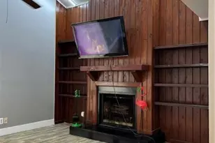 3947 Coral Springs Dr, Coral Springs, FL 33065 - Photo 7