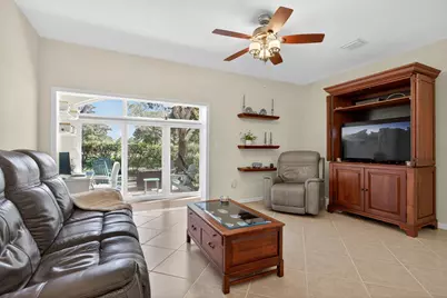 8204 Santa Monica Avenue #8204, Tamarac, FL 33321 - Photo 9