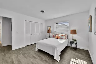 712 NE 34th Ct, Oakland Park, FL 33334 - Photo 13