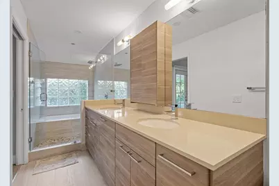 9937 NW 47 Terrace, Doral, FL 33178 - Photo 25