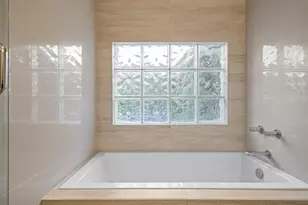 9937 NW 47th Terrace, Doral, FL 33178 - Photo 27