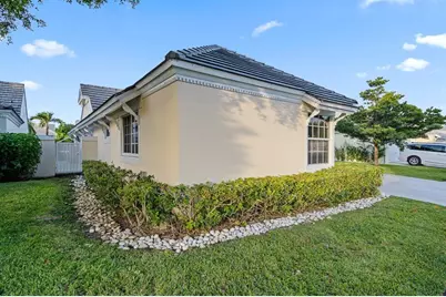 9937 NW 47 Terrace, Doral, FL 33178 - Photo 3