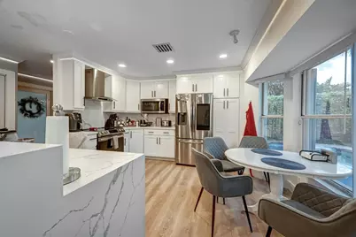 9581 NW 9th Court, Plantation, FL 33324 - Photo 11