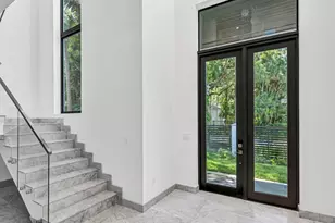 3755 Solana Rd, Miami, FL 33133 - Photo 3