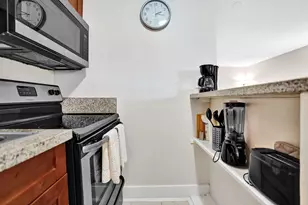 3226 NE 12th St, Pompano Beach, FL 33062 - Photo 13